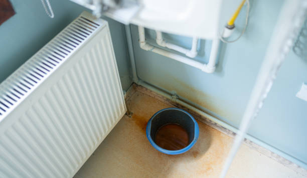 Water damage restoration process in HI